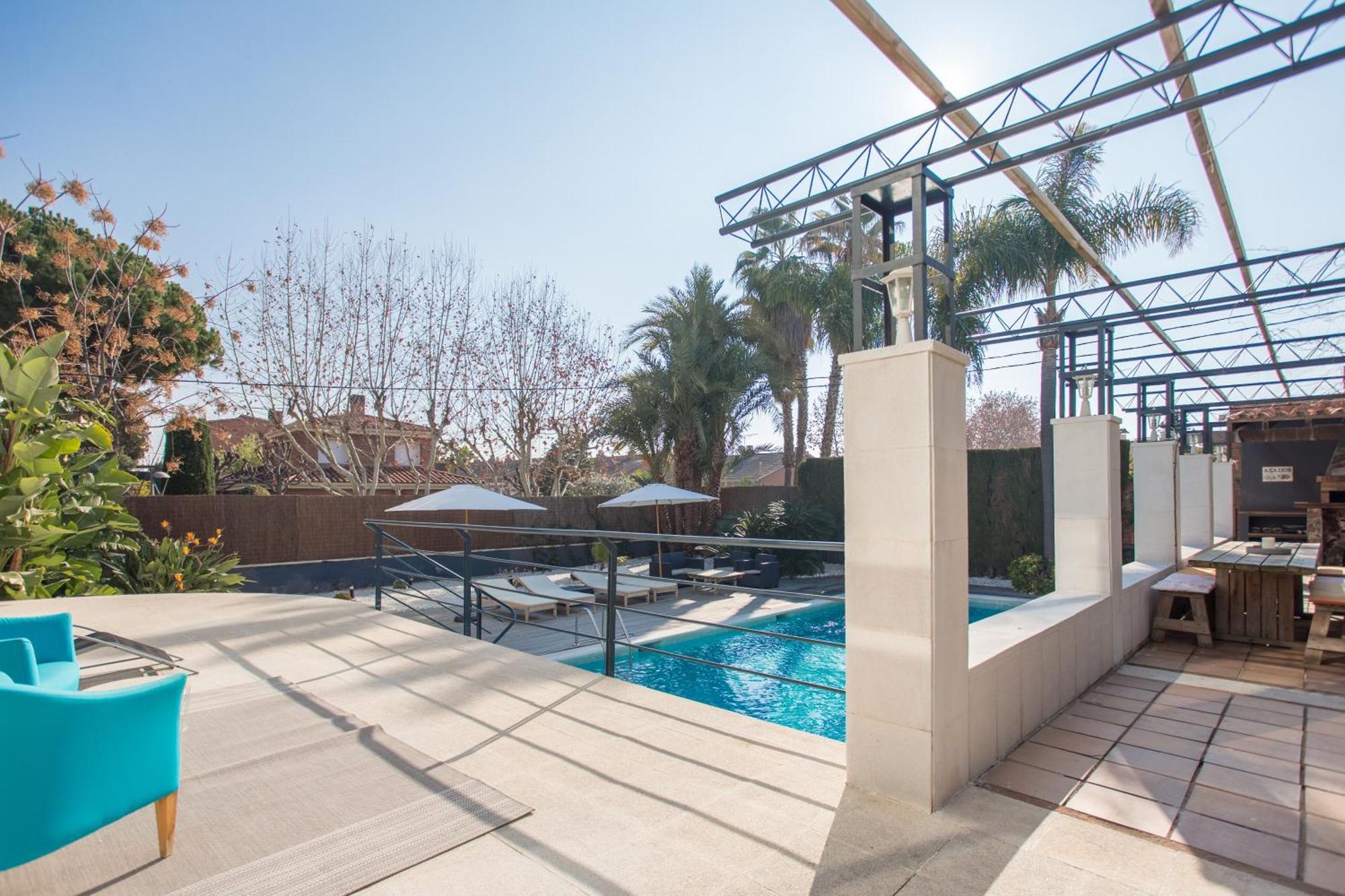 Luxury Villa Cela Masnou Kültér fotó